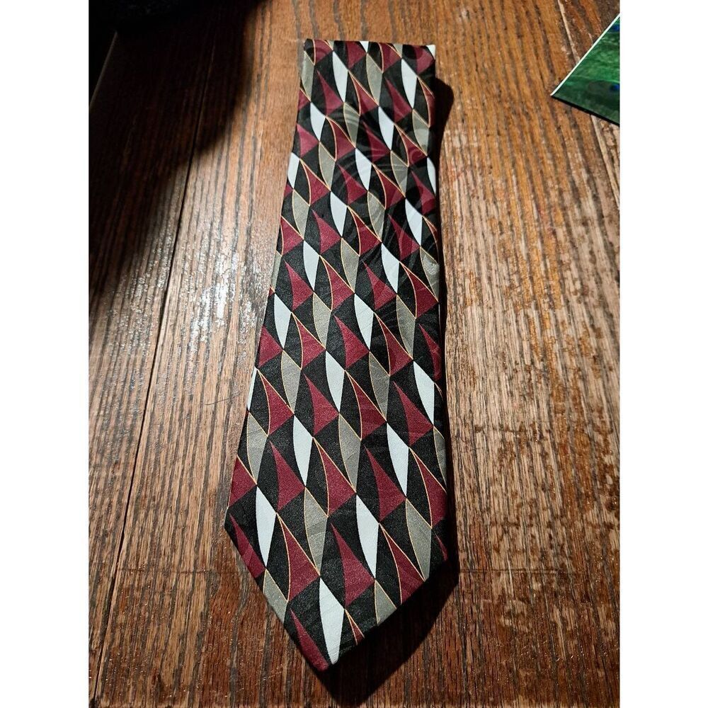 Brittany Bay Burgundy Gold Gray Black Off-White Men's Necktie 100% Polyester